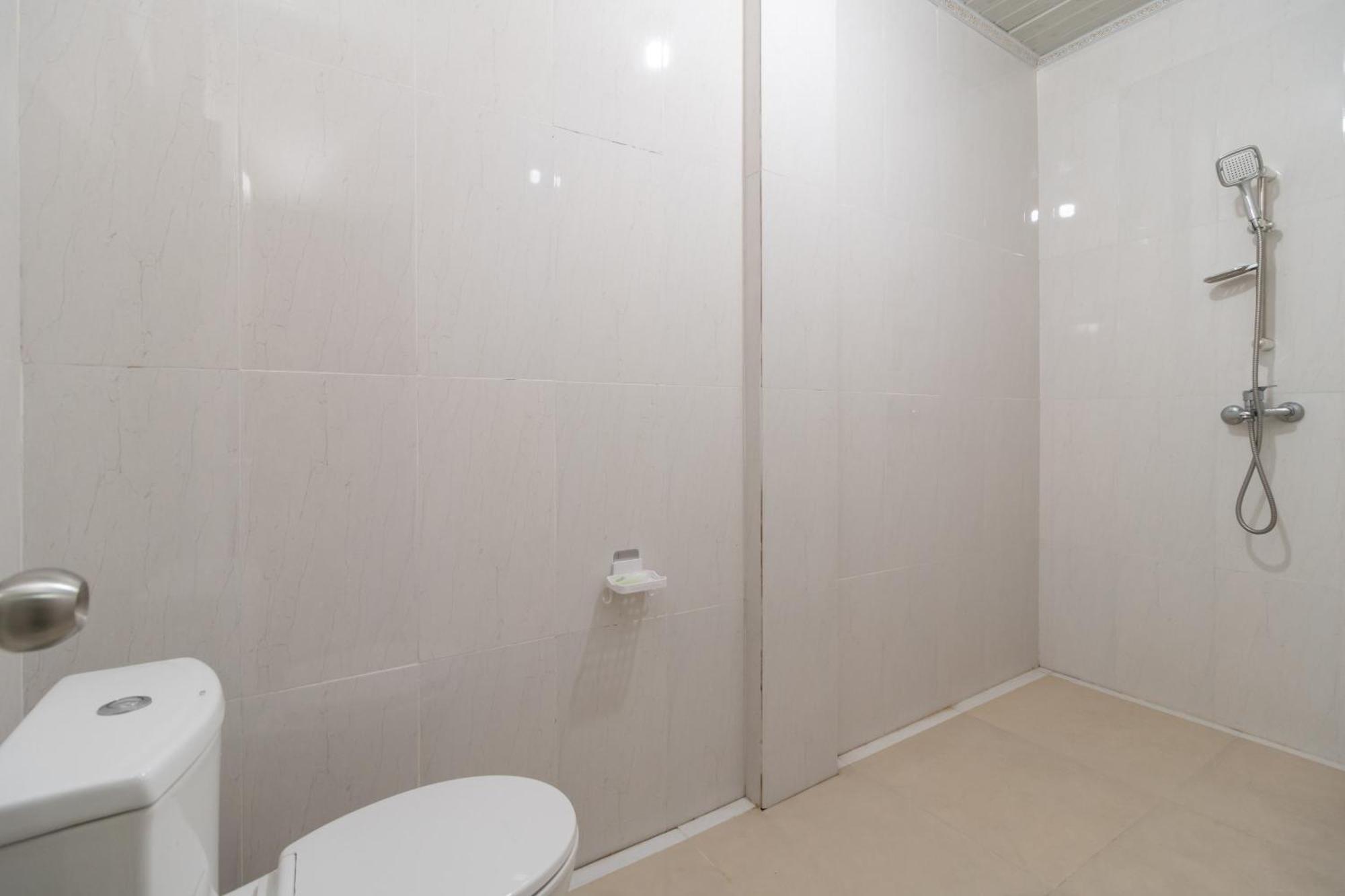 Urbanview Hotel Salsabilah Palembang By Reddoorz المظهر الخارجي الصورة